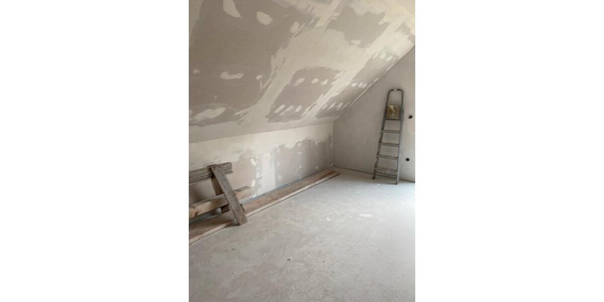 Etagenwohnung Nürnberg Altenfurt - 5.5 Zimmer, 131 m&sup2;, 2.100&euro; | Angebot:27616703