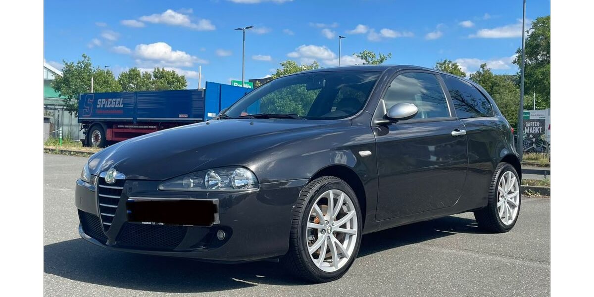 Alfa Romeo 147 176.000 km 1.250 &euro; Fürth 90763
