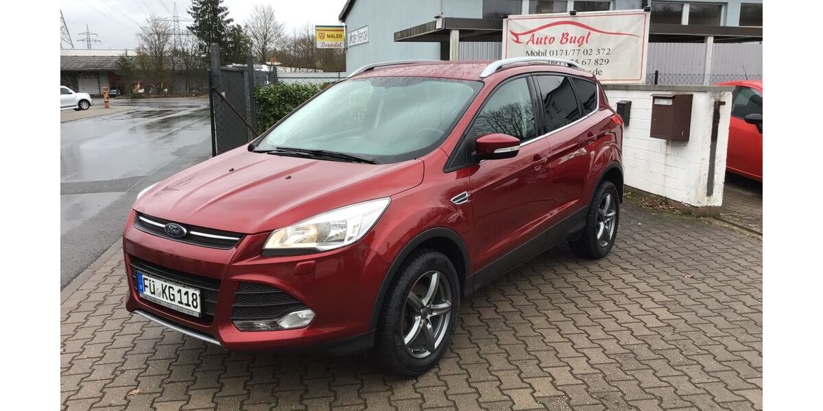 Ford Kuga 99.000 km 8.990 &euro; Erlangen 91056