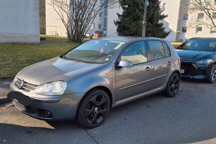 VW Golf 237.000 km 2.500 &euro; Buckenhof 91054