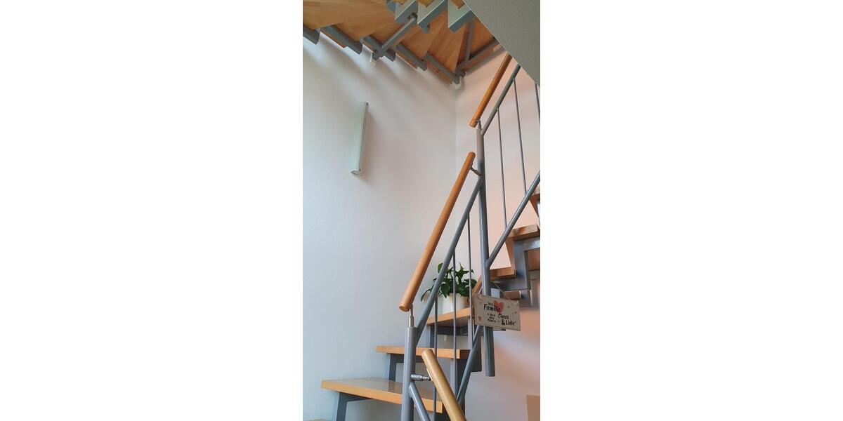 Gepflegte Doppelhaushälfte in Herzogenaurach Herzo Base 4 zimmer