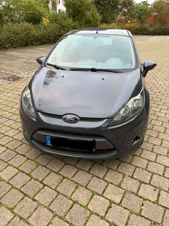 Ford Fiesta 223.000 km 1.990 € Erlangen 91052