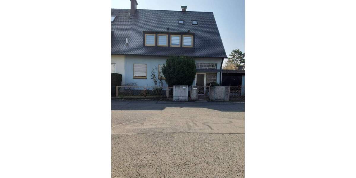 Mehrfamilienhaus, Wohnhaus Nürnberg Leyh - 5 Zimmer, 183 m&sup2;, 575.000&euro; | Angebot:25896359