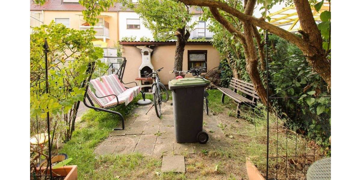 Dreifamilienhaus in Nürnberg - Gestaltungspotenzial inklusive! Toplage in Nürnberg Zerzabelshof! 6 zimmer