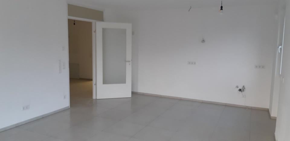 Erdgeschoßwohnung Nürnberg Langwasser - 3 Zimmer, 80 m&sup2;, 1.280&euro; | Angebot:27596600
