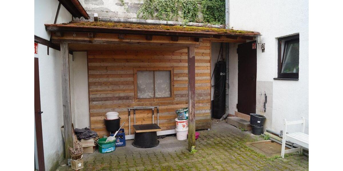 Mehrfamilienhaus, Wohnhaus Roßtal - 400.000&euro; | Angebot:27096405