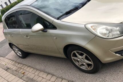 Opel Corsa 122.000 km 1.990 &euro; Eckenthal 90542