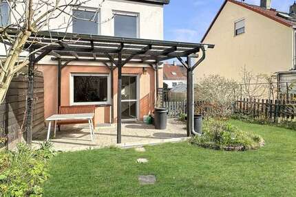 Haus Cadolzburg - 4 Zimmer, 102 m&sup2;, 379.000&euro; | Angebot:26422321