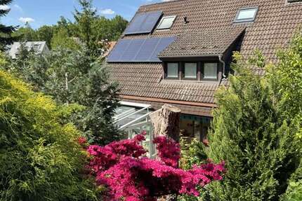 Haus zum Kaufen in Nürnberg 897.650 € 298.76 m² 7 zimmer