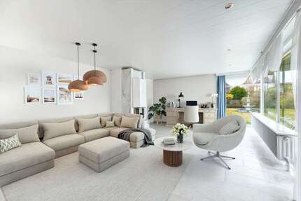 Haus Cadolzburg - 5 Zimmer, 218 m&sup2;, 670.000&euro; | Angebot:25192427