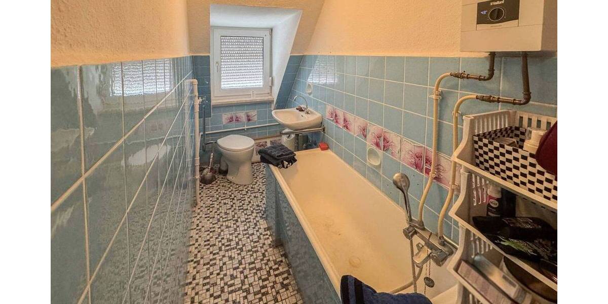 Dreifamilienhaus in Nürnberg - Gestaltungspotenzial inklusive! Toplage in Nürnberg Zerzabelshof! 6 zimmer