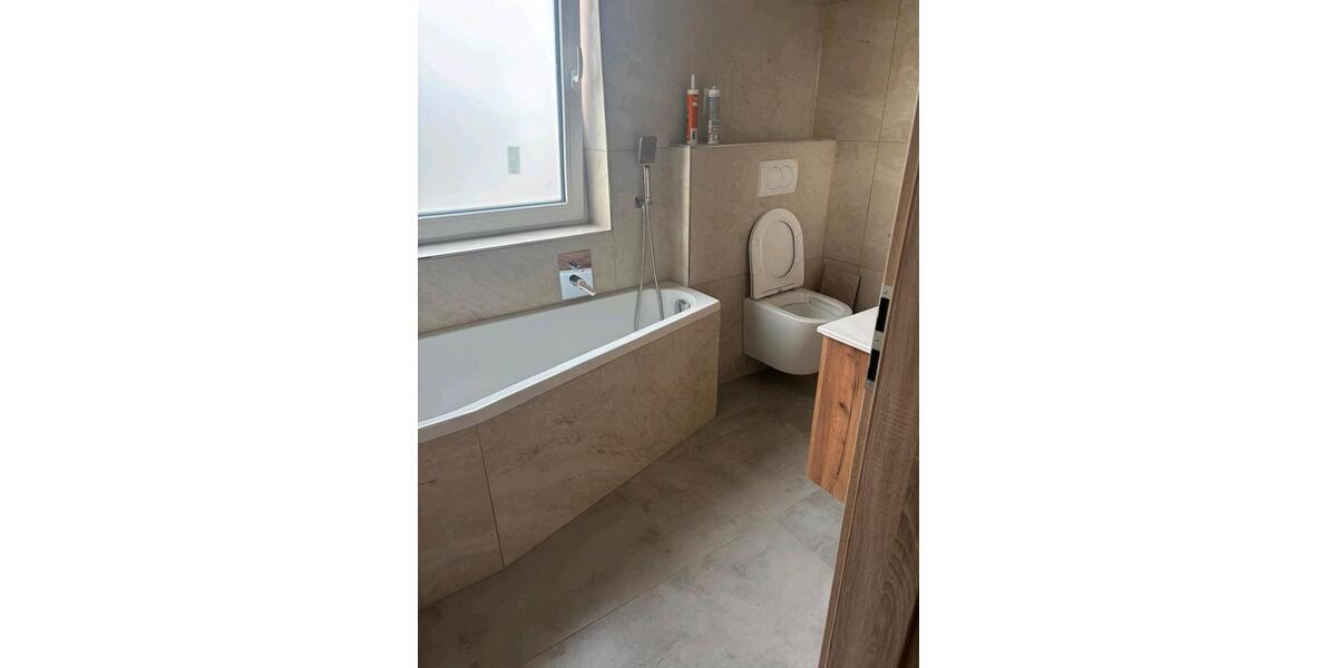 Reihenhaus Erlangen Bruck - 6 Zimmer, 160 m&sup2;, 2.490&euro; | Angebot:27614222