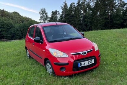 Hyundai i10 102.000 km 1.700 &euro; nürnberg 90402