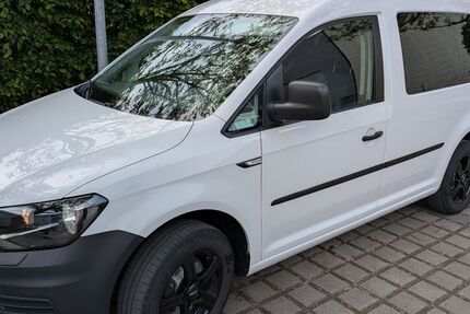 VW Caddy 83.000 km 14.999 &euro; Allersberg 90584