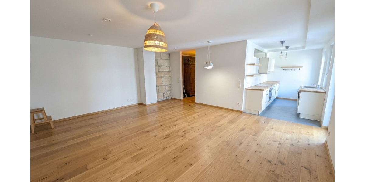 Etagenwohnung Fürth Innenstadt - 2 Zimmer, 70 m&sup2;, 850&euro; | Angebot:26602613