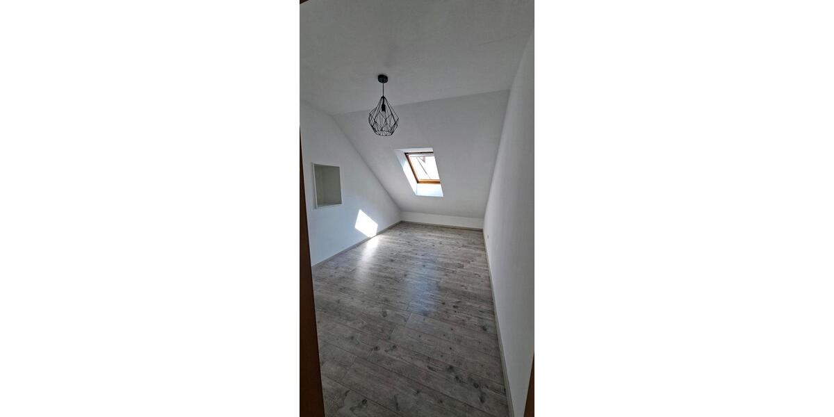 Maisonettenwohnung Erlangen Bruck - 3 Zimmer, 117 m&sup2;, 1.400&euro; | Angebot:26101457