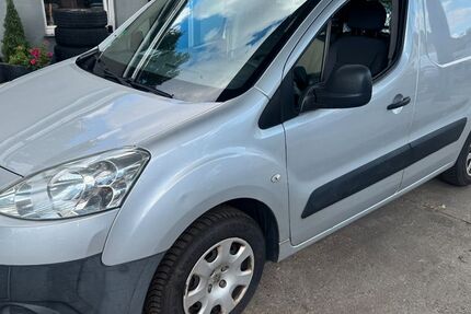 Peugeot Partner 291.000 km 3.150 &euro; Nürnberg 90453