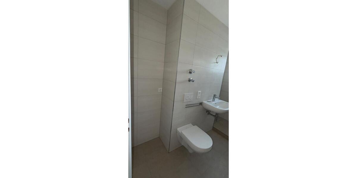 Etagenwohnung Nürnberg Langwasser - 3 Zimmer, 75 m&sup2;, 1.320&euro; | Angebot:27544979