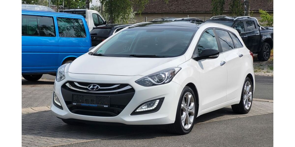 Hyundai i30 143.000 km 6.490 &euro; Oberasbach 90522