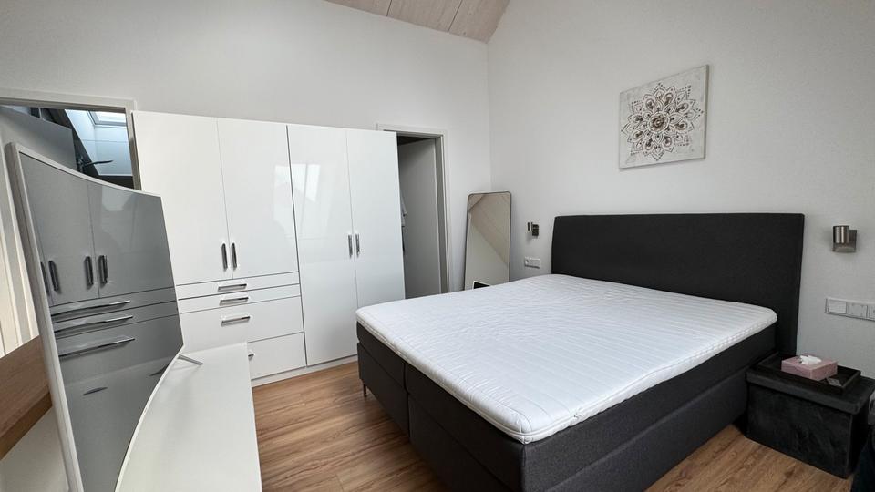 Reihenhaus Herzogenaurach - 2 Zimmer, 50 m&sup2;, 925&euro; | Angebot:25523076