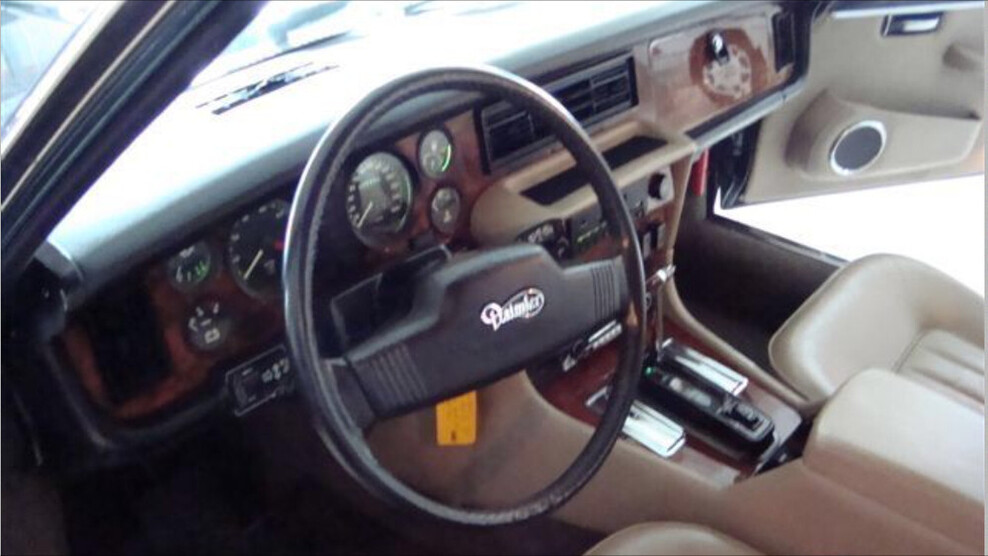 XJ12