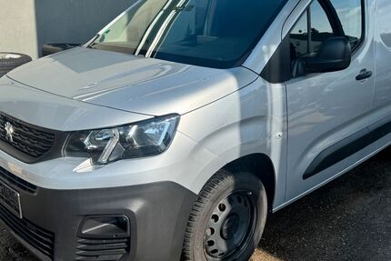 Peugeot Partner 85.000 km 10.450 € Nürnberg 90453