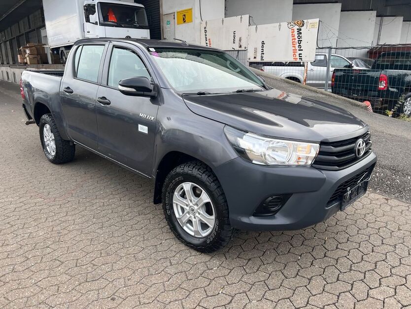 Toyota Hilux 230.000 km 17.900 € Nürnberg 90431