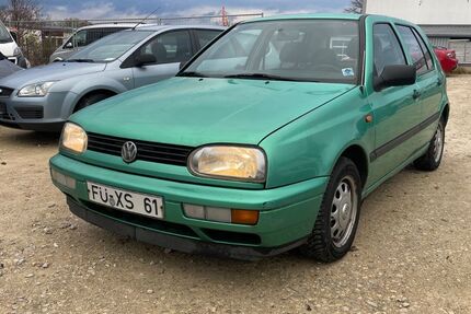 VW Golf 125.000 km 690 &euro; Zirndorf 90513