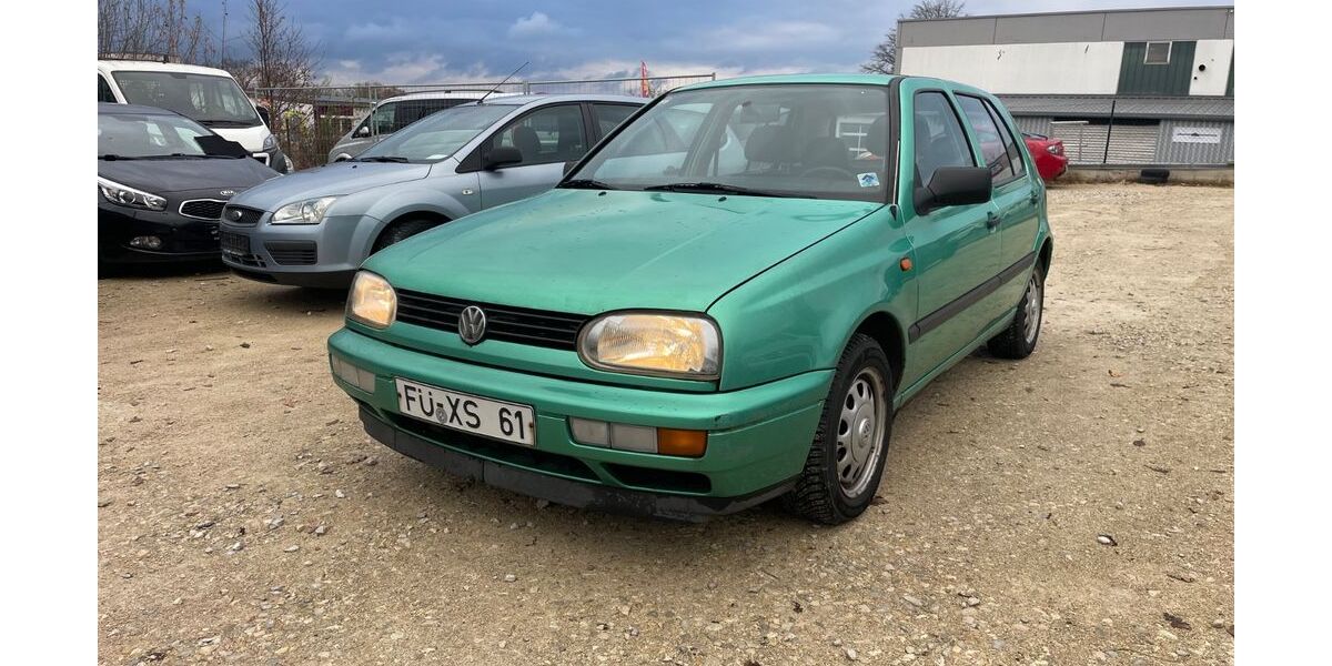 VW Golf 125.000 km 690 &euro; Zirndorf 90513