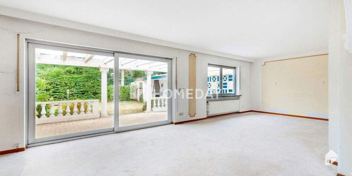 TOLLES HAUS IN BESTER LAGE, mit Hallenbad, Sauna, ca. 200m², 6 Zi., großes Grdst., Zerzabelshof 6 zimmer