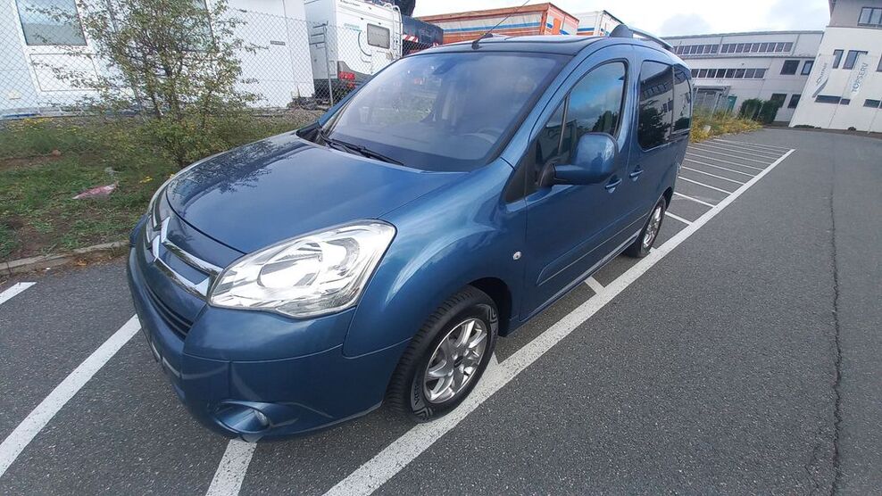 Citroen Berlingo 72.821 km 8.950 € Nürnberg 90431
