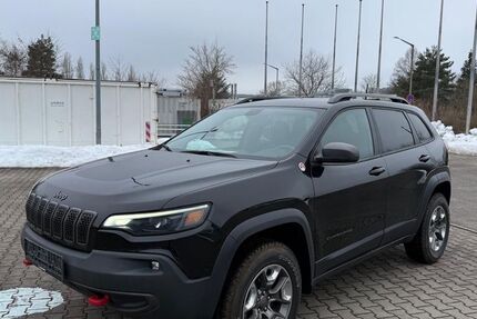 Jeep Cherokee 11.356 km 21.999 &euro; zirndorf 90513