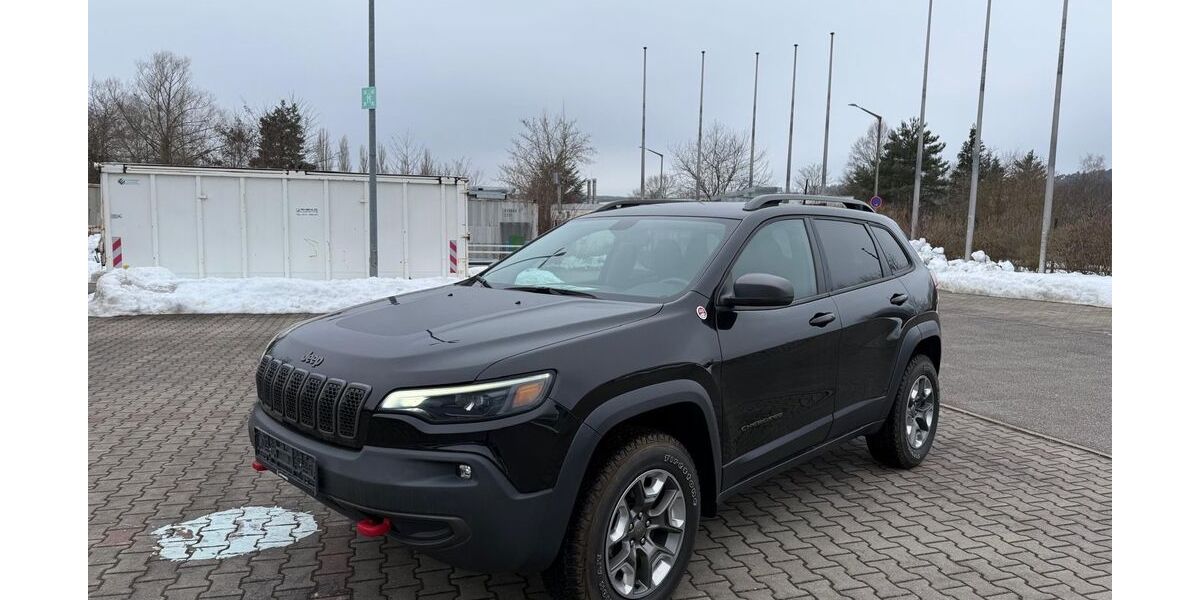 Jeep Cherokee 11.356 km 21.999 &euro; zirndorf 90513