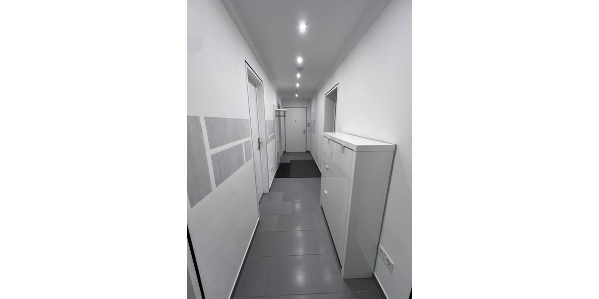 3 Zimmer Wohnung 74 m2 mit Balkon teilmöbliert + Einbauküche 3 zimmer