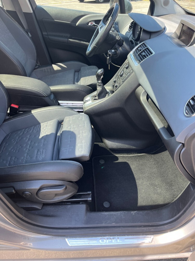 Opel Meriva 185.400 km 4.900 € Nürnberg 90403