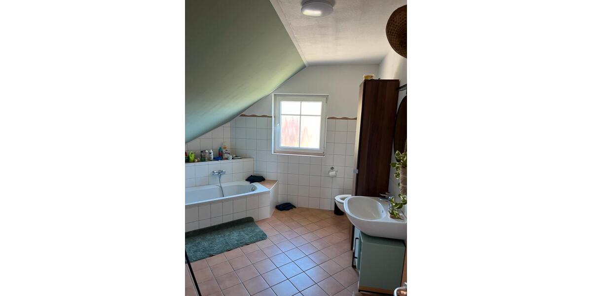 Einfamilienhaus Altdorf bei Nürnberg - 4.5 Zimmer, 150 m&sup2;, 1.500&euro; | Angebot:26640561
