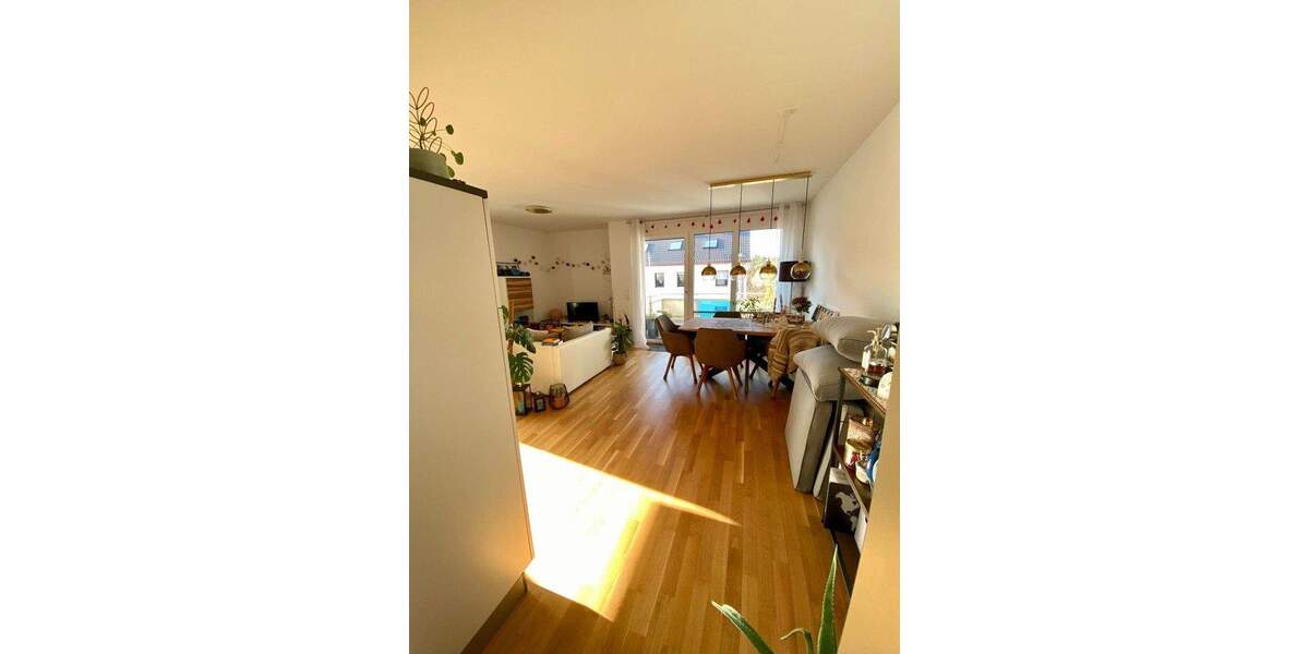 Etagenwohnung Röthenbach - 3 Zimmer, 76 m&sup2;, 990&euro; | Angebot:25801596
