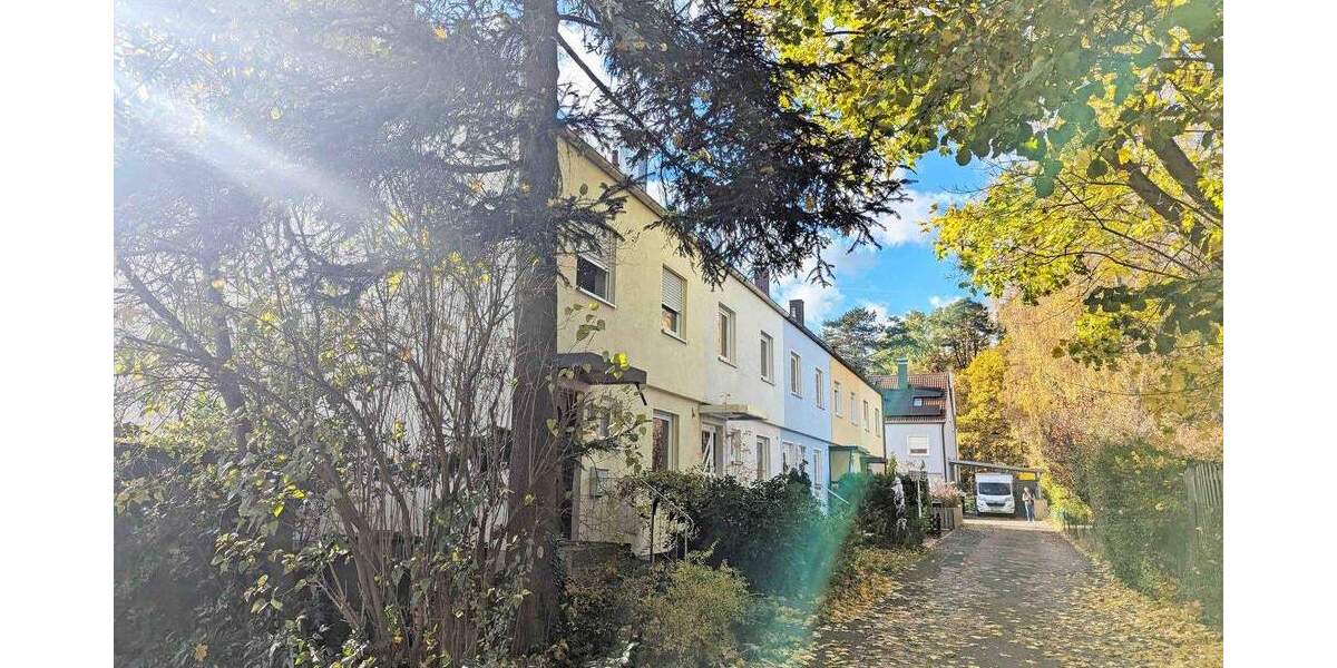 RESERVIERT: Familienfreundliches Reiheneckhaus in schöner Lage 5 zimmer