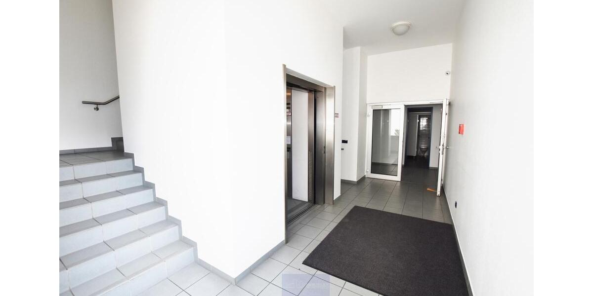 ERLANGEN WETTERKREUZ - BÜROS - TEEKÜCHE - PARKPLÄTZE - BAB 373ÖPNVAIRPORT zimmer