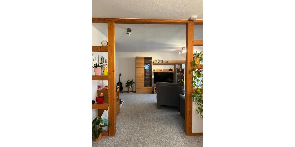 Attraktive 2-Zimmer Dachgeschoss Wohnung in Großenseebach 2 zimmer