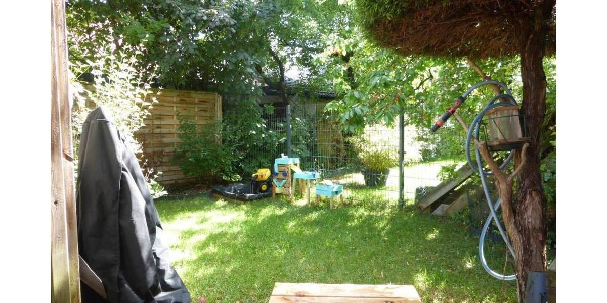 Etagenwohnung Schwaig bei Nürnberg Schwaig - 2 Zimmer, 100 m&sup2;, 1.180&euro; | Angebot:26881840