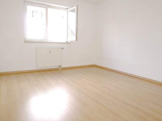 Etagenwohnung Nürnberg Eibach - 3 Zimmer, 98 m&sup2;, 1.300&euro; | Angebot:25567109