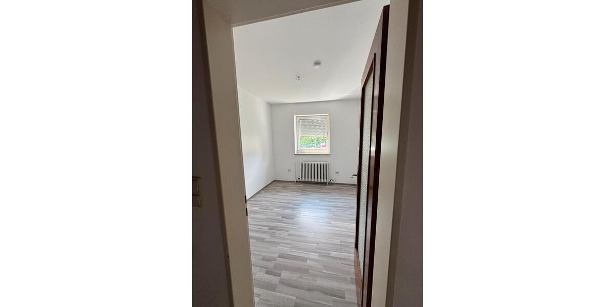 Reihenhaus Nürnberg Altenfurt - 4 Zimmer, 100 m&sup2;, 480.000&euro; | Angebot:27267926