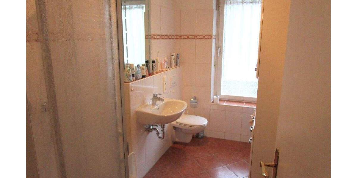Reihenmittelhaus Nürnberg Zerzabelshof - 6 Zimmer, 132 m&sup2;, 475.000&euro; | Angebot:25746669