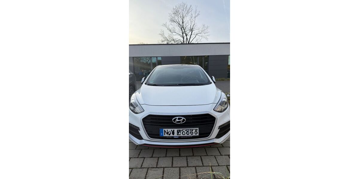 Hyundai i30 107.000 km 11.200 &euro; Nürnberg 90419