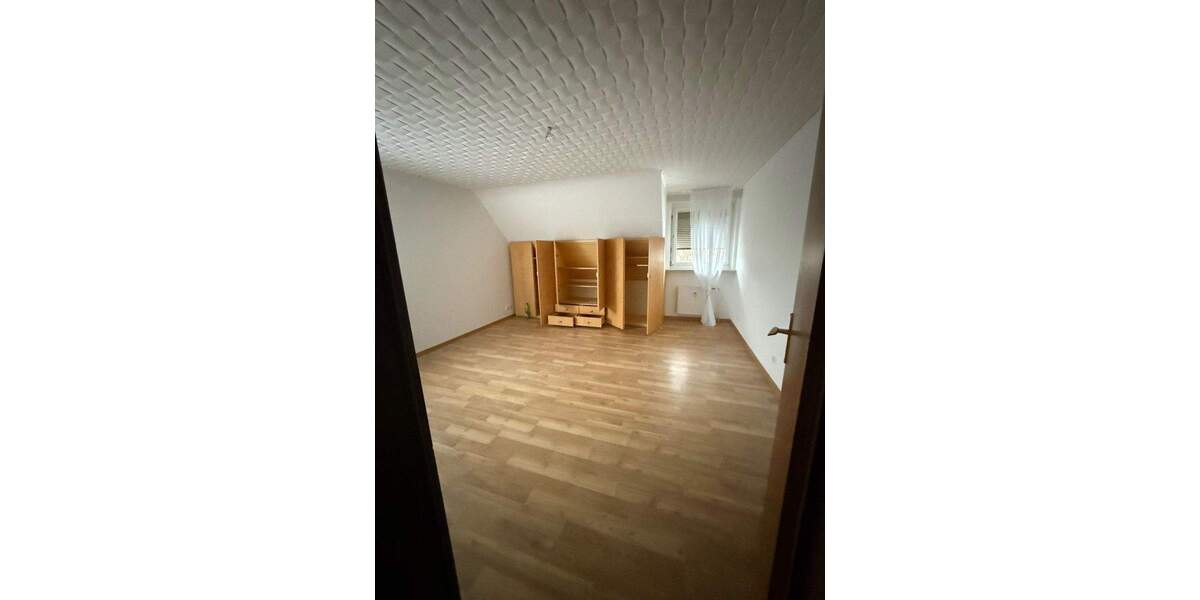 Etagenwohnung Wendelstein - 4 Zimmer, 92 m&sup2;, 1.150&euro; | Angebot:25769109