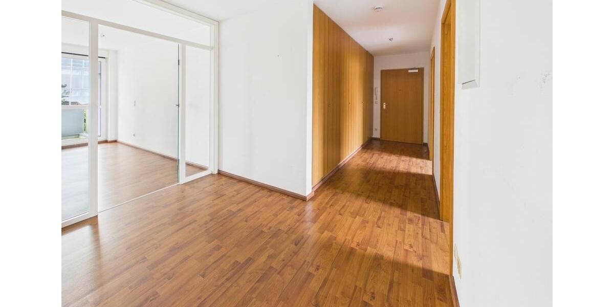 Etagenwohnung Nürnberg Erlenstegen - 3 Zimmer, 85 m&sup2;, 980&euro; | Angebot:26675036