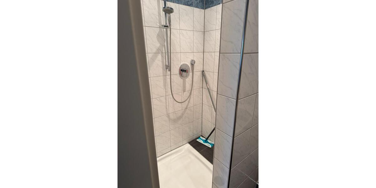 Büro mit Lagerräume in 91056 Erlangen zimmer