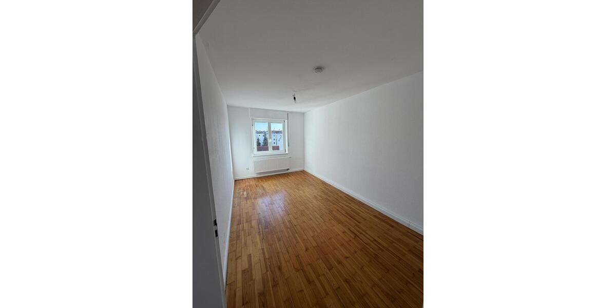 Etagenwohnung Nürnberg Kleinweidenmühle - 4 Zimmer, 120 m&sup2;, 1.660&euro; | Angebot:25476533