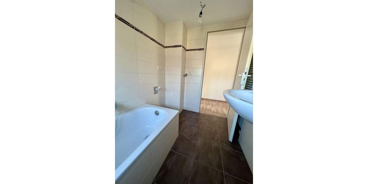 Etagenwohnung Nürnberg Schniegling - 3 Zimmer, 62 m&sup2;, 269.000&euro; | Angebot:25385869